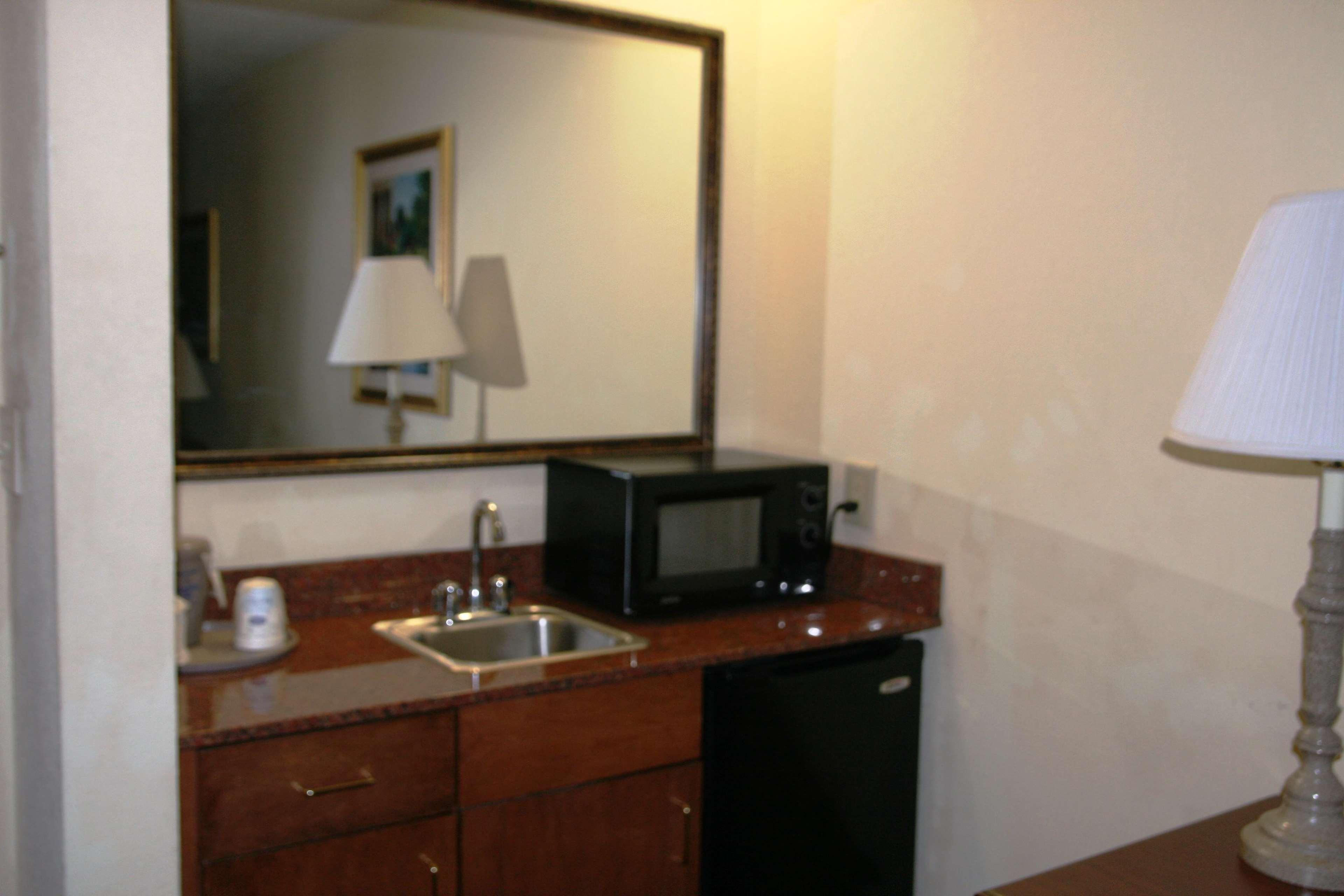 Hampton Inn Кантон Номер фото