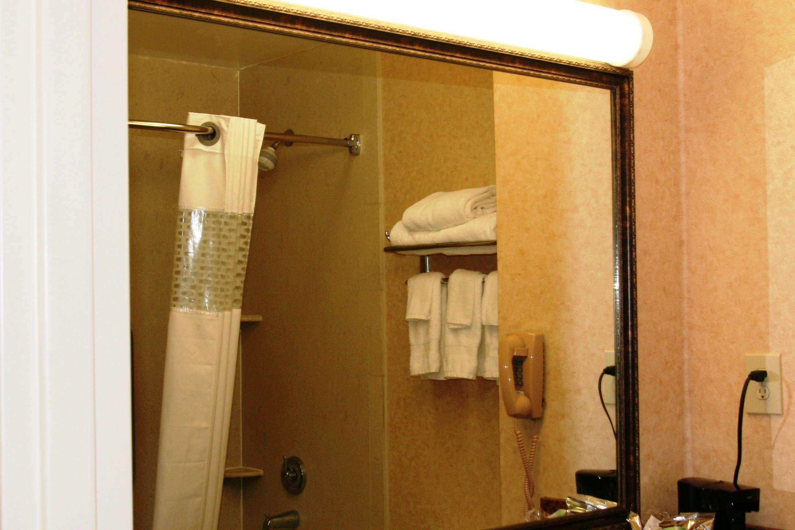 Hampton Inn Кантон Номер фото